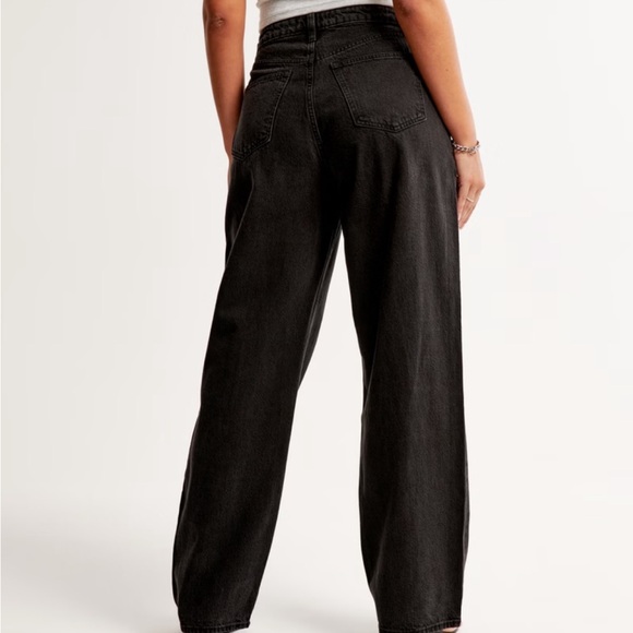 NWT Abercrombie black loose jeans - Picture 3 of 4